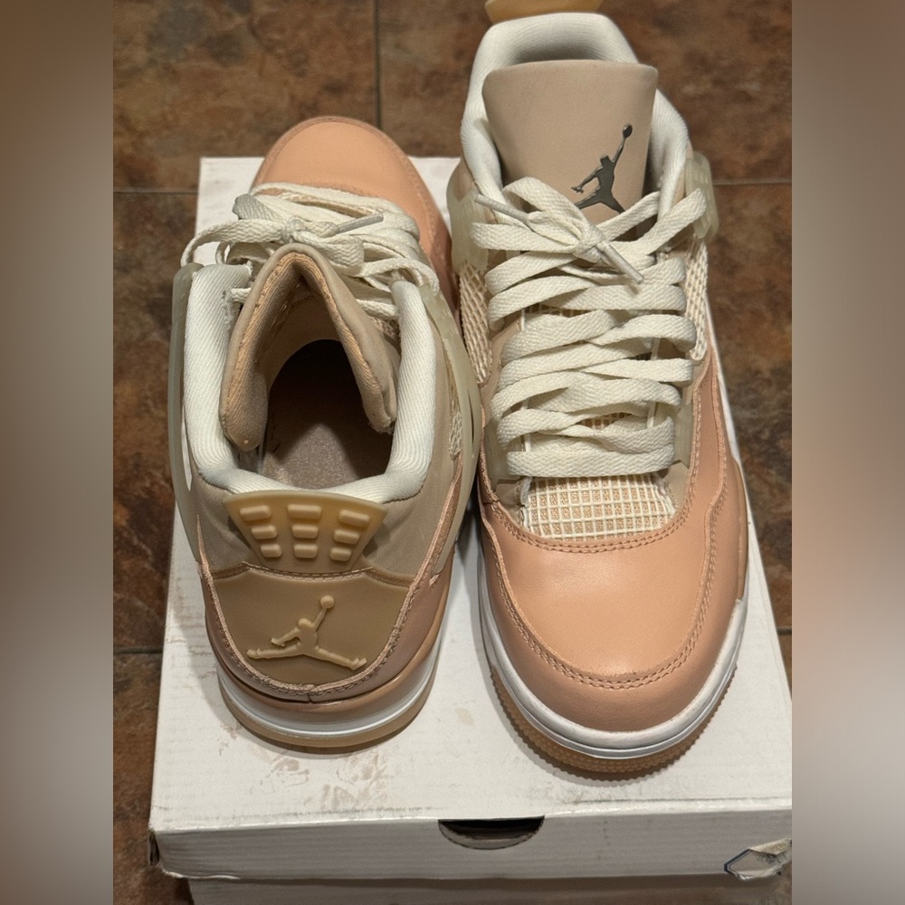 Air Jordan retro 4 ‘shimmer’ PLEASE BID!!